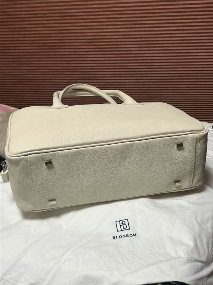 블러썸에이치컴퍼니 가방 새상품 이미지