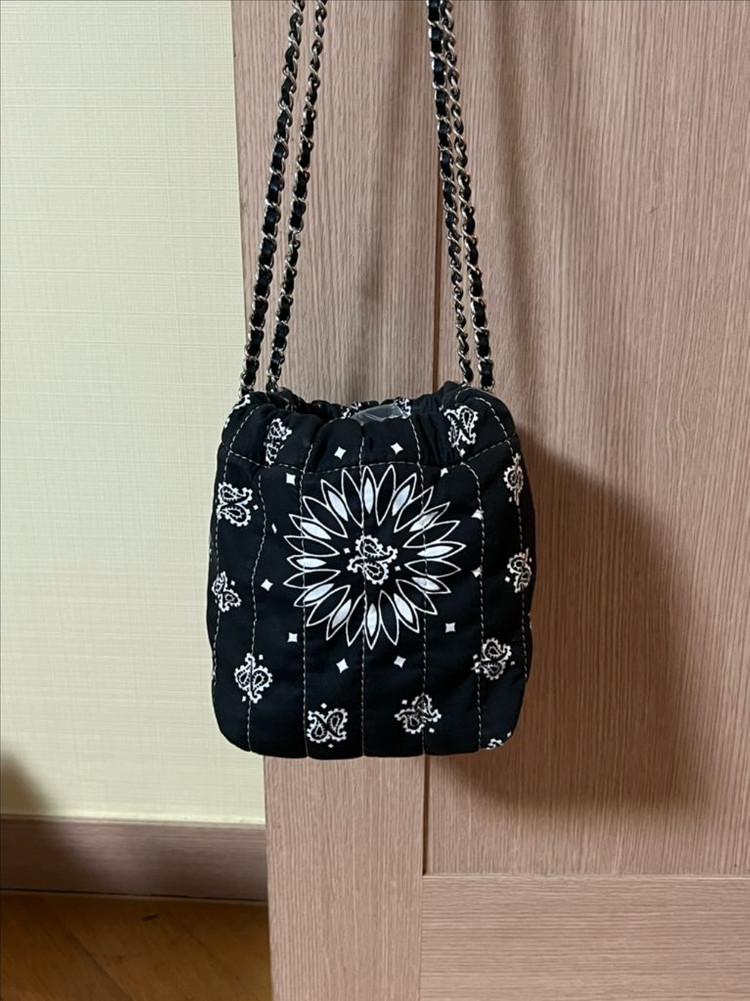 보니유 버킷백 이미지