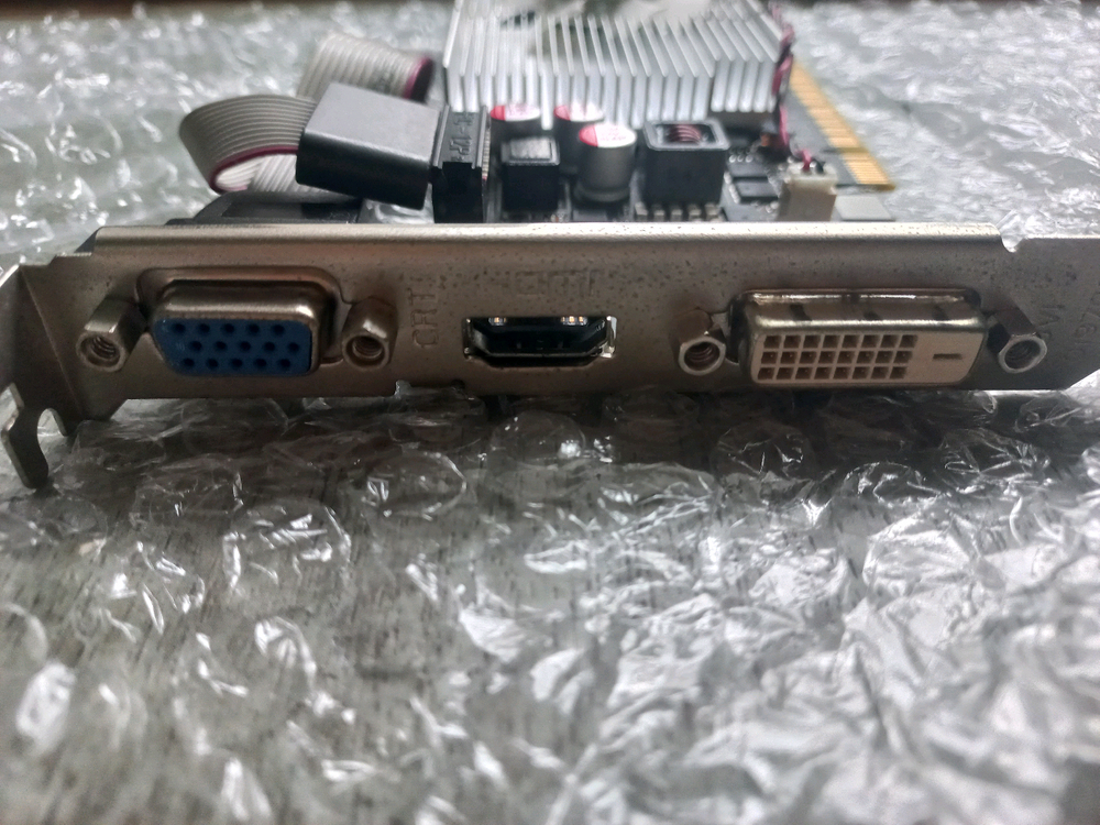 [GPU] GT710 1GB, TDP25W 초~저전력 그래픽 카드 판매합니다. 이미지