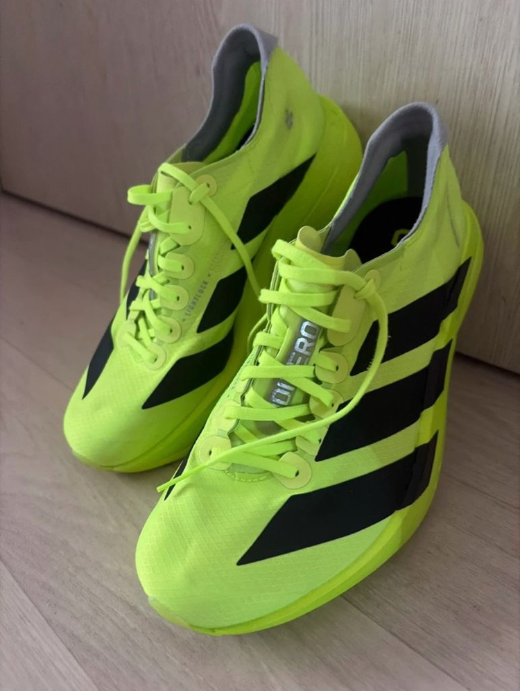 아디다스 아디제로 아디오스 프로4 런닝화 이미지