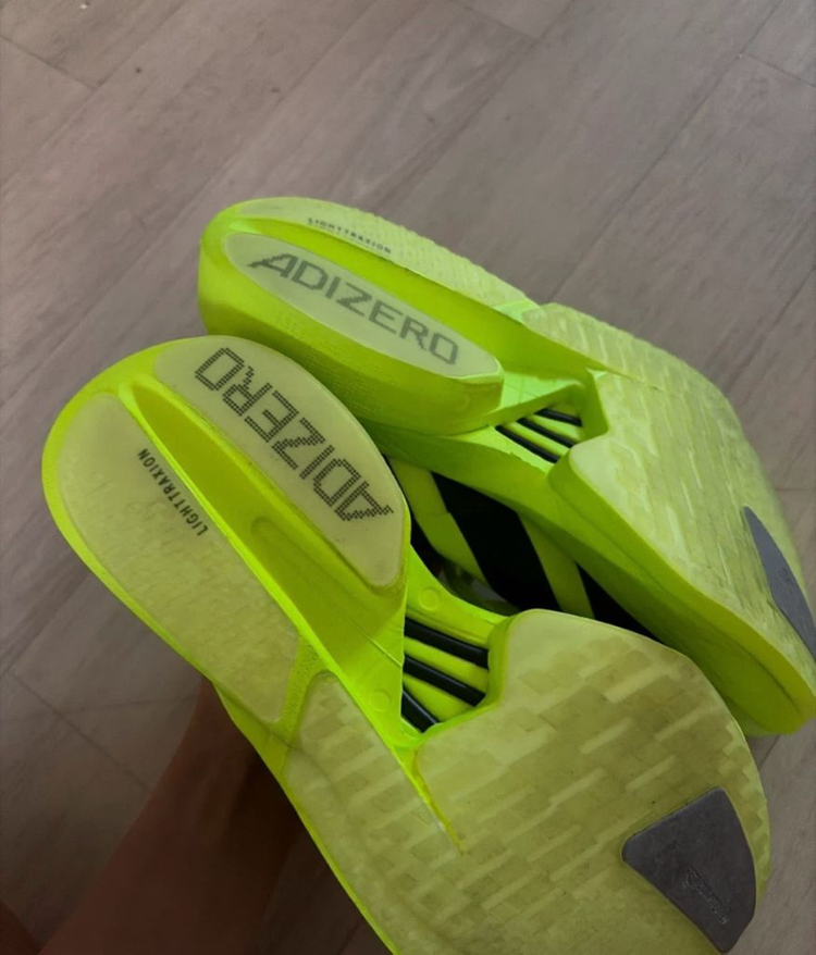 아디다스 아디제로 아디오스 프로4 런닝화 이미지