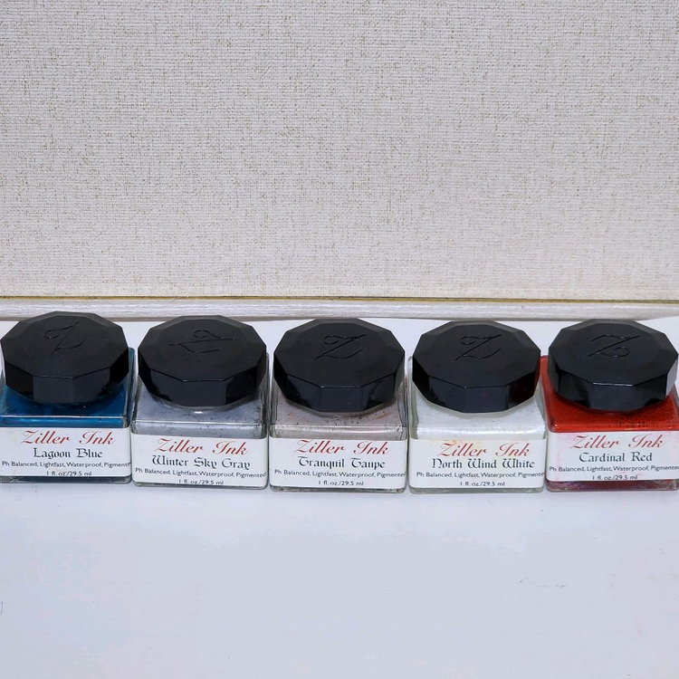 질러 잉크 - 영문 캘리그라피 잉크 이미지