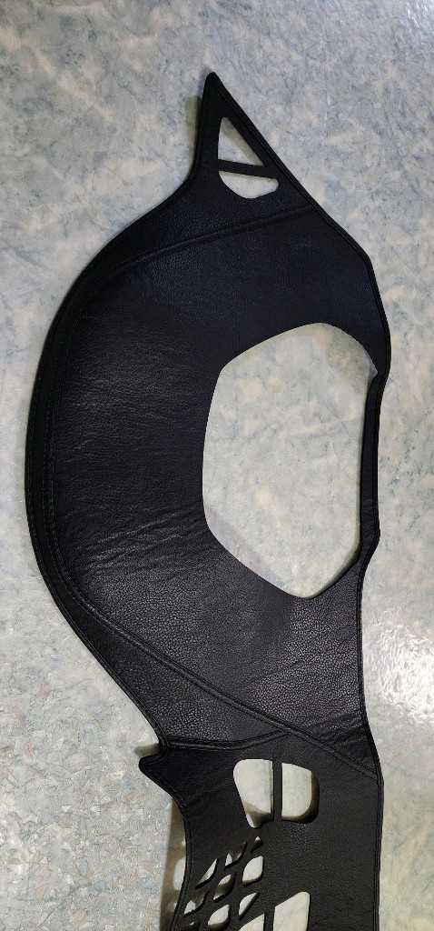 BMW G30 5시리즈 대쉬보드커버 DUB 레더에디션 이미지