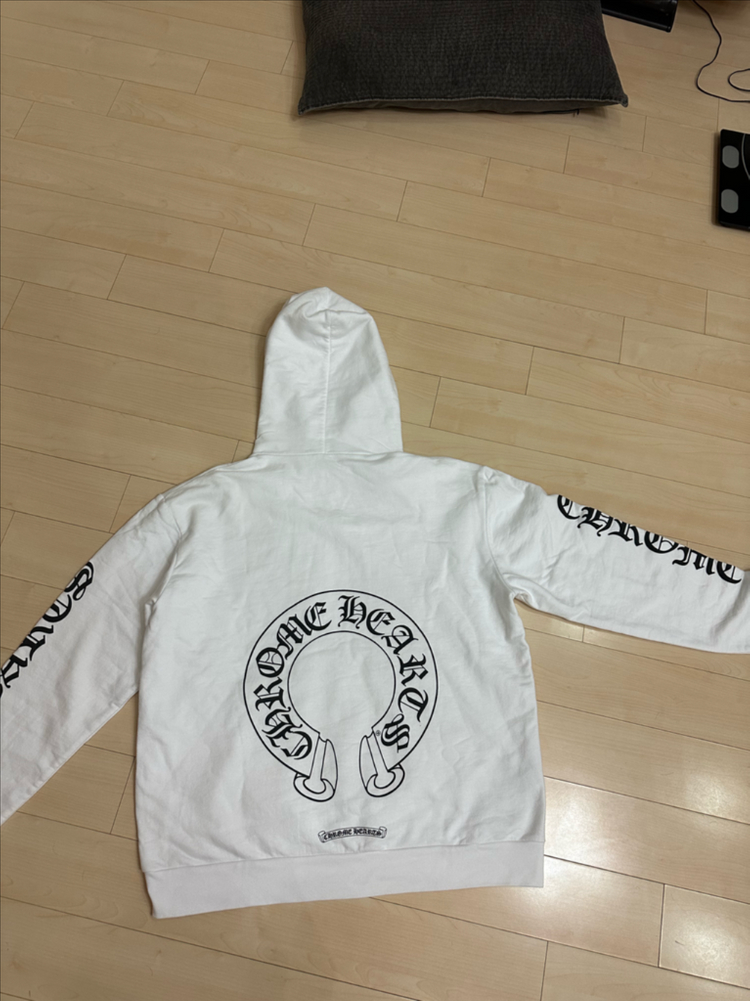 크롬하츠 홀스슈 메티보이 후드 이미지