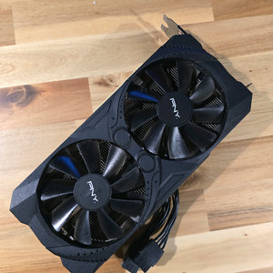PNY RTX 3070 2팬 이미지