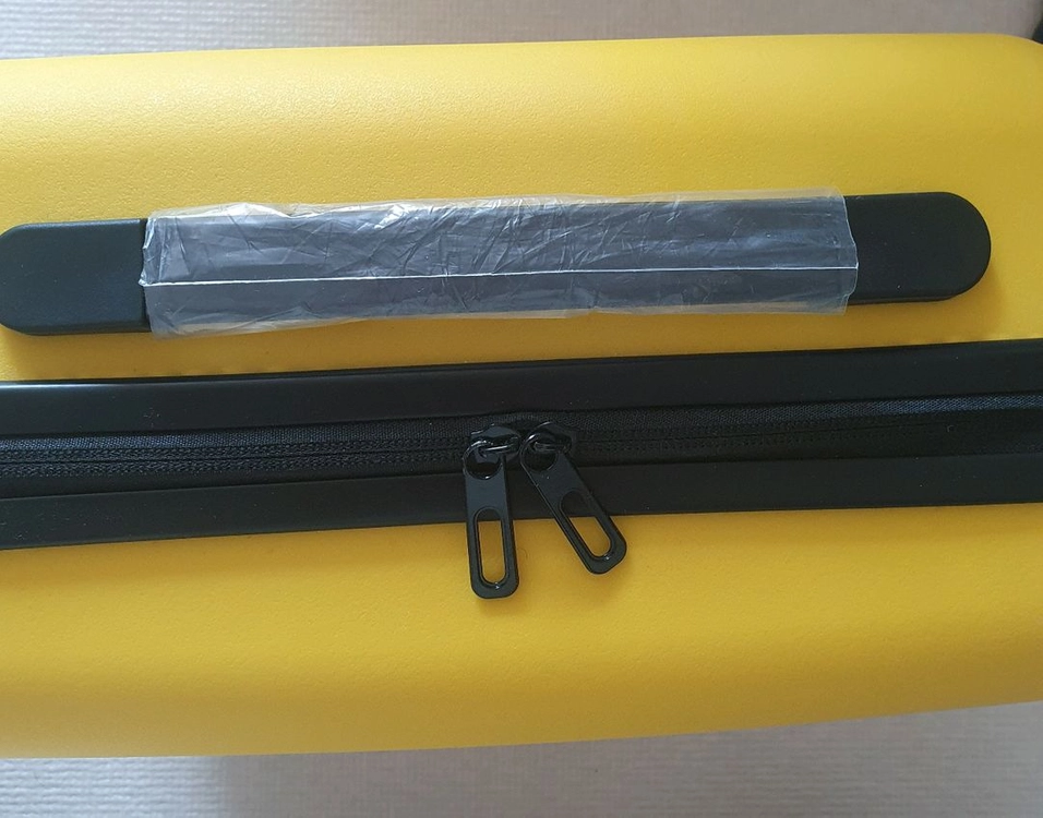 신세계 노랑레디백 이미지