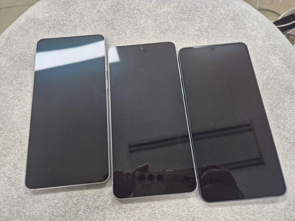 갤럭시 S25엣지 256G 팔아요[72만] 이미지