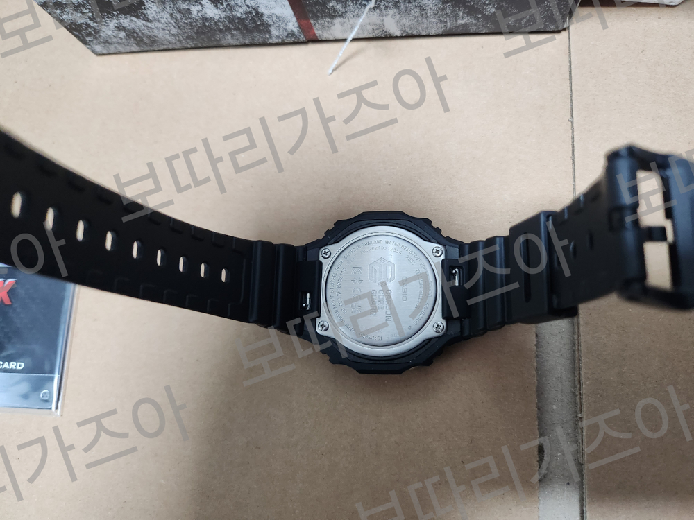 지샥 로얄오크 블루투스 GA-B2100-1A1DR 이미지