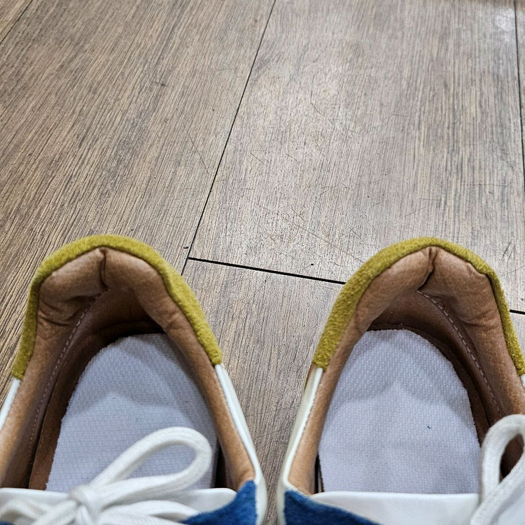 나무하나 스니커즈 235 이미지