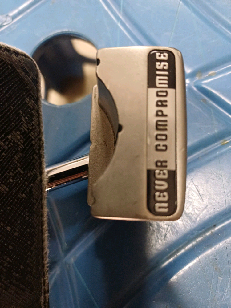 던롭 클리브랜드 스마트STUBBY퍼터.34인치 이미지