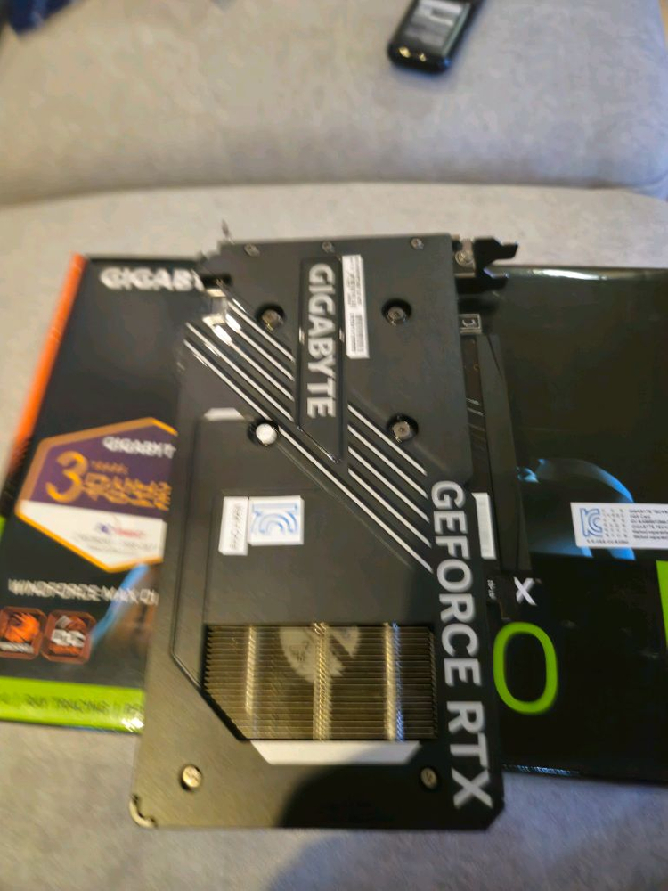 [GIGABYTE] 지포스 RTX 5060 WINDFORCE MAX OC D7 8GB 피씨디렉트 이미지