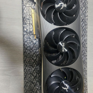 zotac rtx 4080 amp extreme airo 이미지