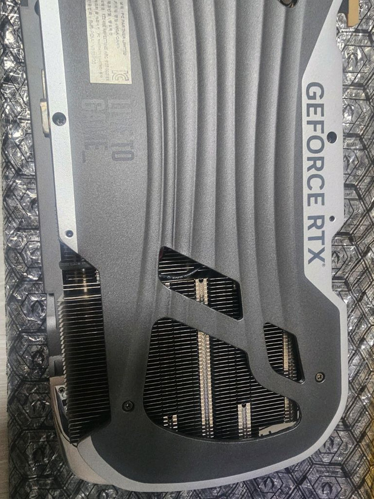 zotac rtx 4080 amp extreme airo 이미지