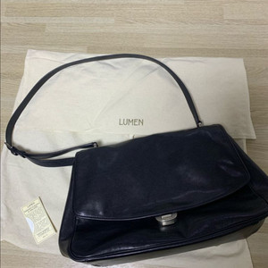 아뜰리에 드 루멘 소가죽 블랙숄더백 판매 이미지
