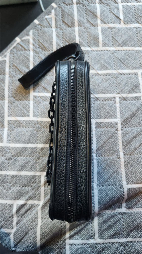 루이비통 포쉐트볼가 버질아블로 한정판 판매 이미지