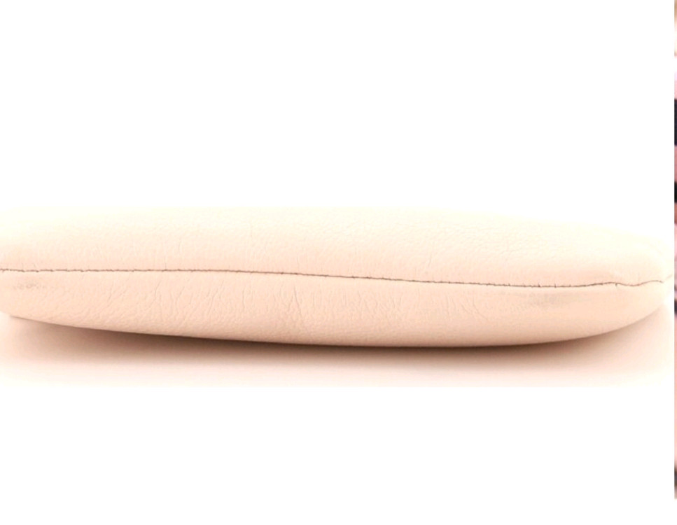 샤넬 미니파우치 골드메탈 정품 이미지