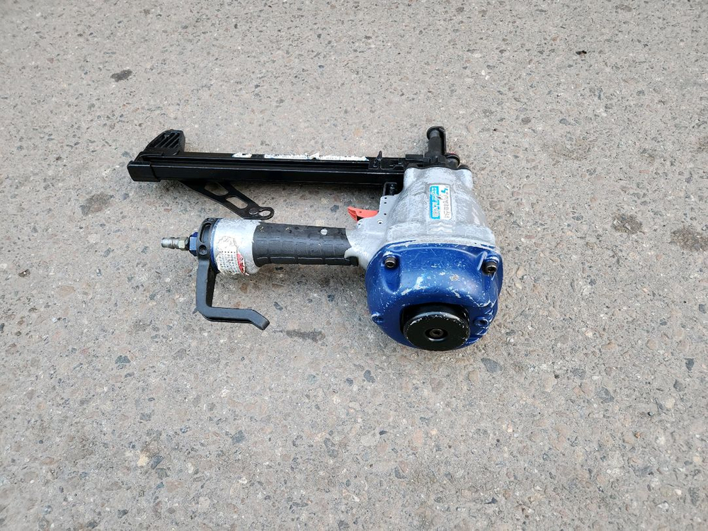 영우화스너 에어 타정기 ACN 3038 이미지