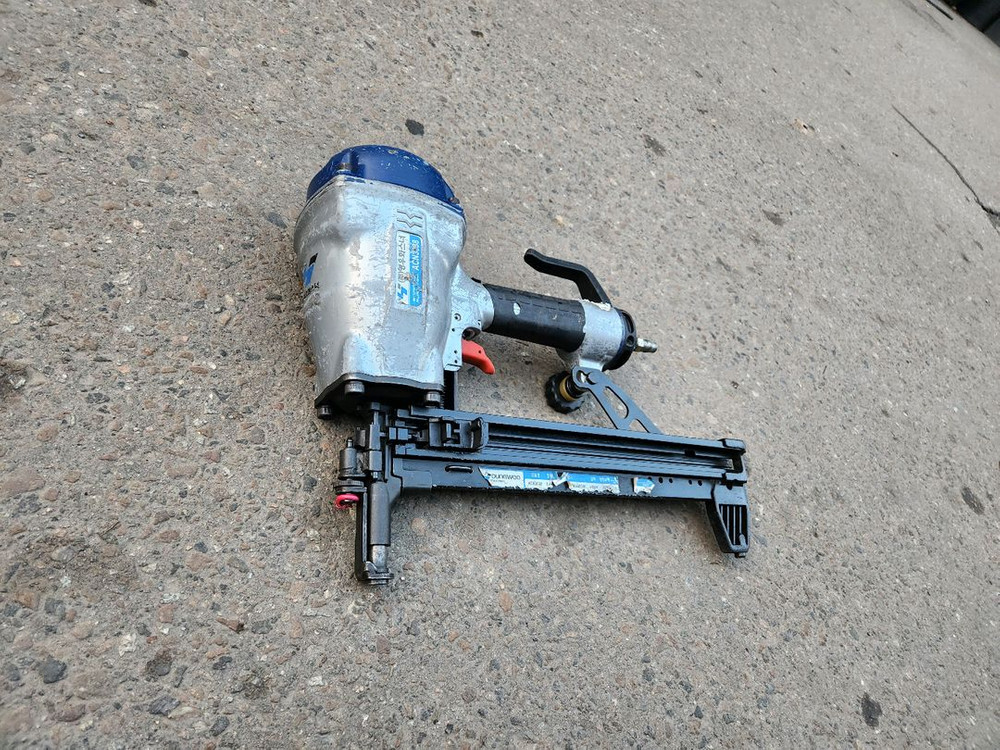 영우화스너 에어 타정기 ACN 3038 이미지