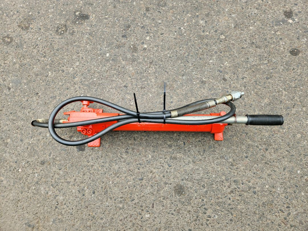 국산 유압램 30톤 이미지