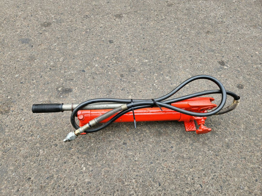 국산 유압램 30톤 이미지