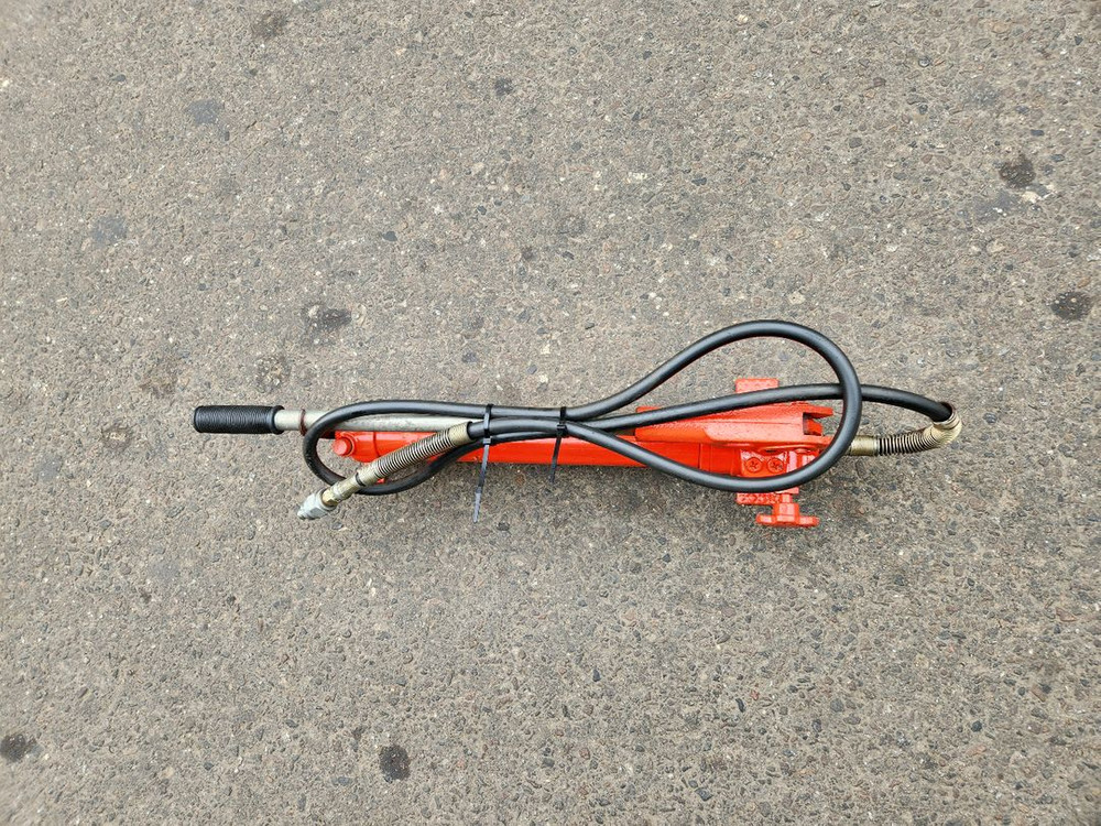 국산 유압램 30톤 이미지