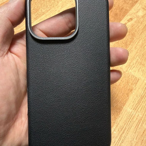 아이폰 16프로 아라리 맥세이프 케이스 펠리스 블랙 이미지