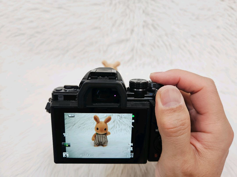 [민트] 올림푸스 OM-D E-M10 Mark II 미러리스 카메라 판매 이미지