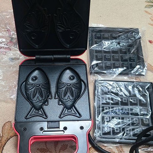 투썸 플레이스 뿡어빵 메이커 & 와플 메이커 새상품 이미지