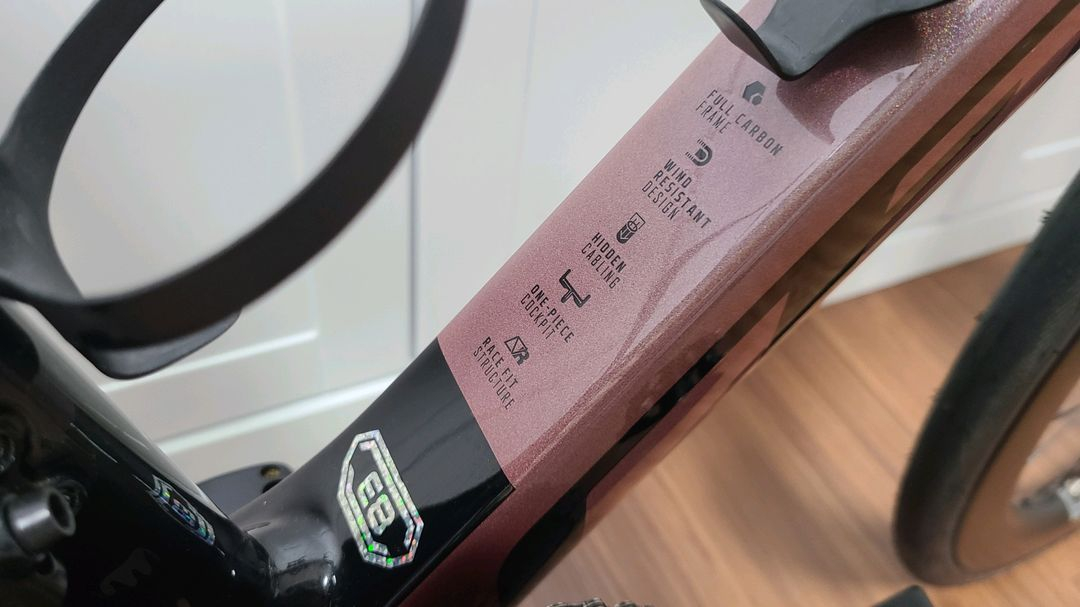 풀카본)가성비갑 첼로 엘리엇 E8 울테Di2 신품급 싸게 판매 용품도드림 이미지