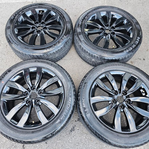 #올뉴카렌스 17인치 블랙유광 휠타이어 세트 팝니다 215 55 17 이미지