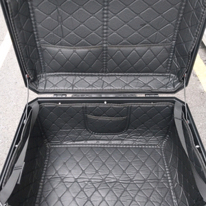 오토바이 탑박스 이미지