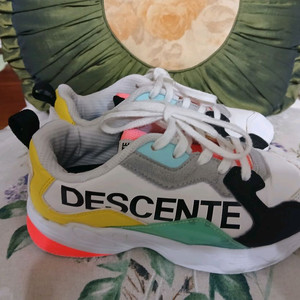 데상트 멀티커러 키즈운동화 210 이미지