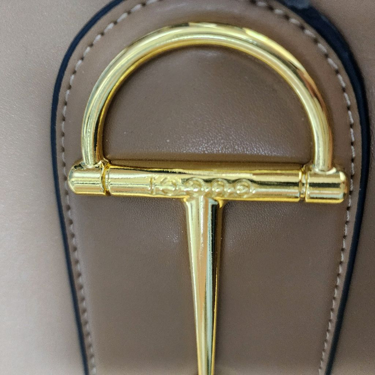 미우.구.버킷.프.니키 이미지