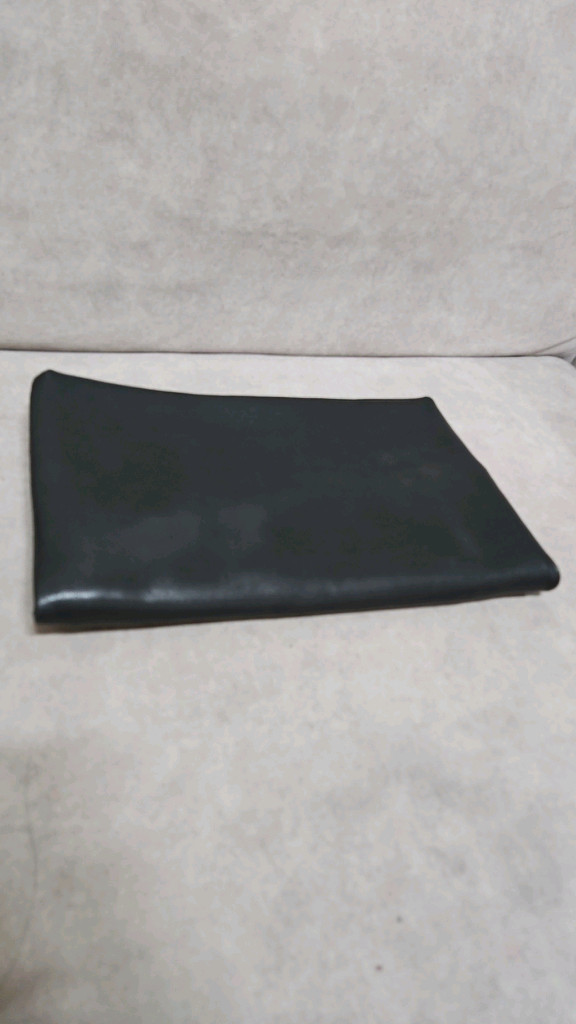 지방시 정품클러치 이미지