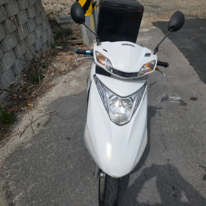 scr125 스쿠터 오토바이 이미지