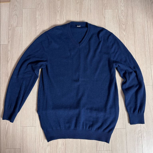 **마지막 가격내림** 이올로 브이넥 니트 이미지