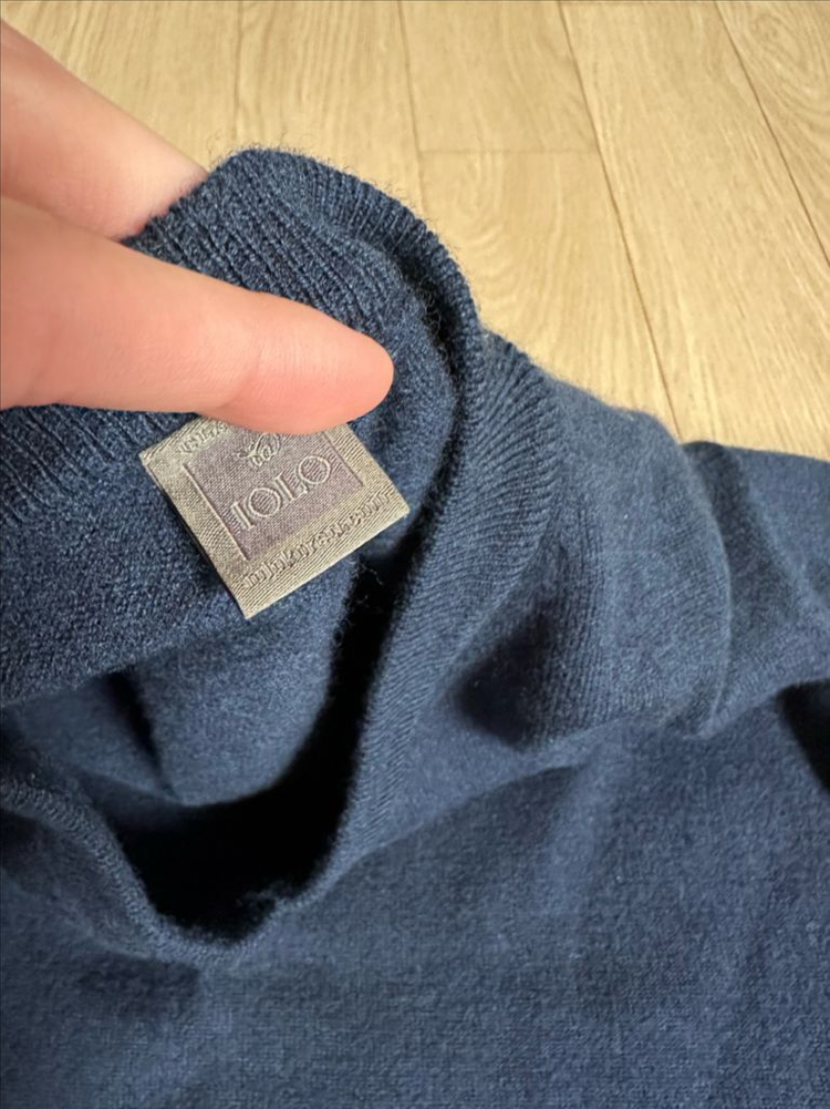 **마지막 가격내림** 이올로 브이넥 니트 이미지