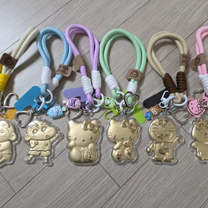 짱구, 헬로키티 외 순금 20mg 키링 10종 이미지