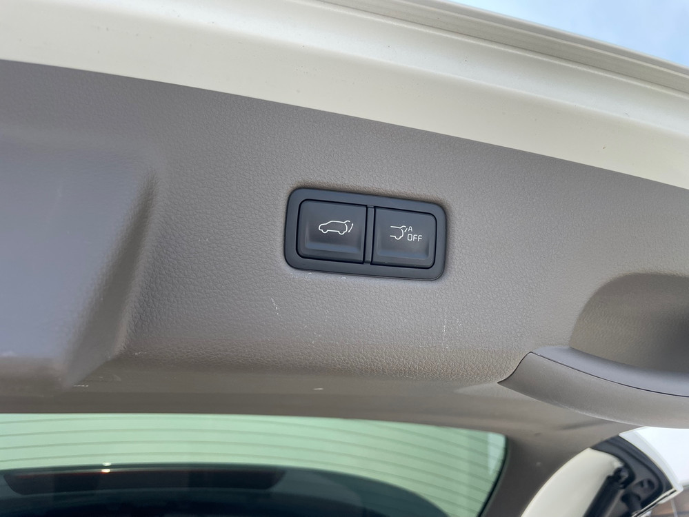 카니발 4세대 7인승 노블레스 20년08월 21년형 35041km 완전무사고 차량입니다. 이미지