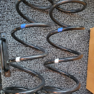 렉스턴스포츠칸 쇼바 뒤스프링 레트럴바 팝니다 이미지