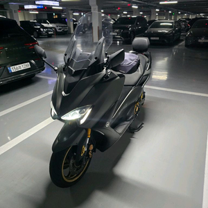 야마하 티맥스560 무사고 21년식 1만키로 급매 이미지