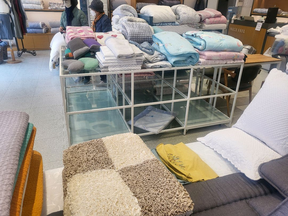 매장용 진열대, 이불진열장, 블라인드 진열대, 커텐 진열대 일괄매각 이미지