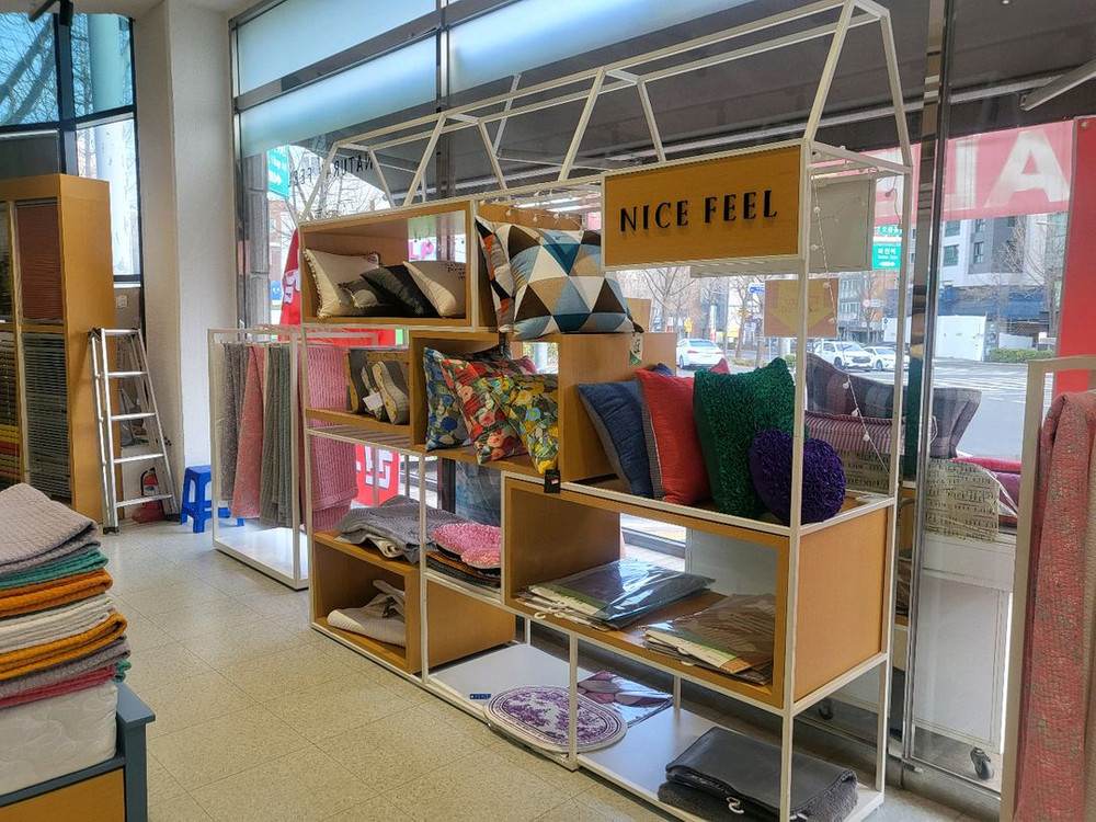 매장용 진열대, 이불진열장, 블라인드 진열대, 커텐 진열대 일괄매각 이미지