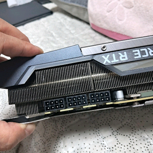 rtx 3080 슈프림 기기단품 이미지