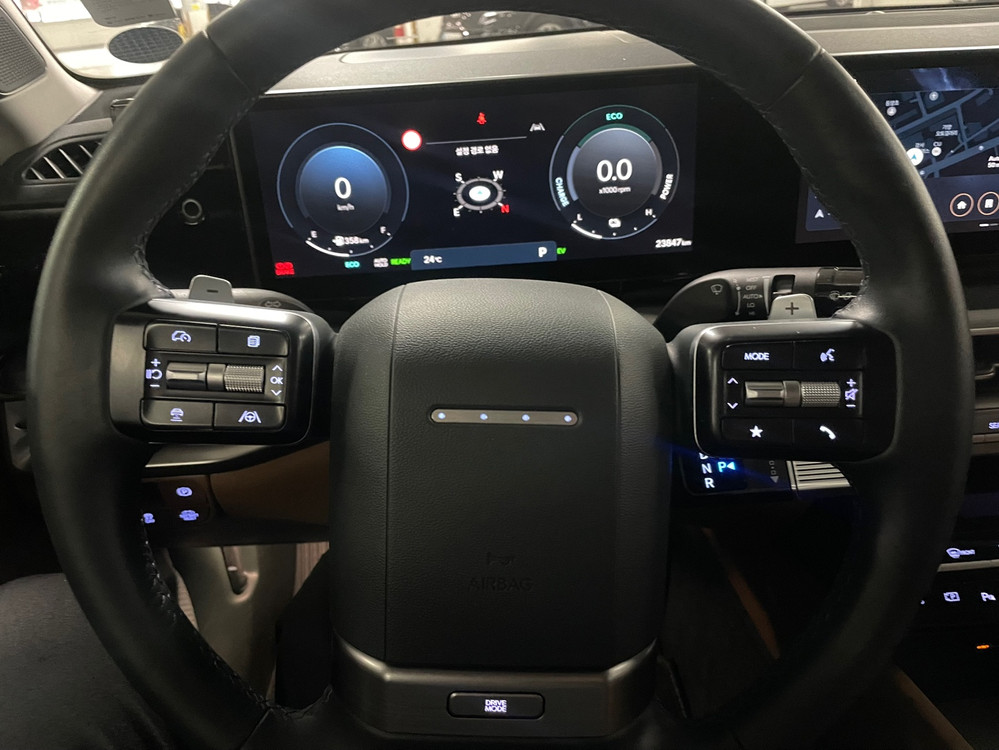 그랜저 하이브리드 (GN7) 익스클루시브 24년03월 23850km 완전무사고 입니다. 이미지