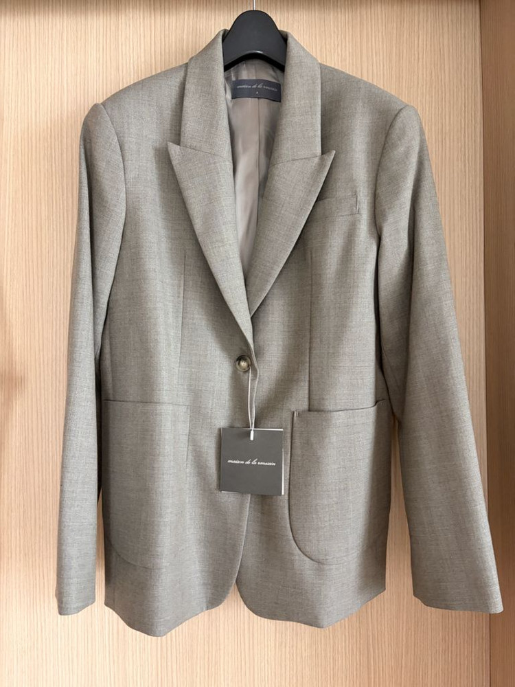 울49 여성 테일러드자켓 봄가을울자켓 베이지토프 오르 드주이 오뮤 매니모어몽 쎄모먼 11am 마이아이코 라밤바룸 이미지