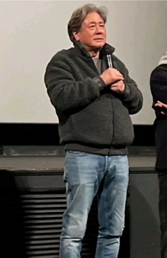 루이비통 레더 패치 후리스 이미지