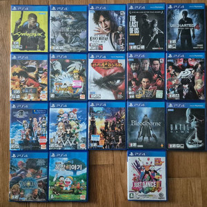 플스4 사이버펑크 갓오브워 용과같이7 VR 기타 등등 팝니다 이미지