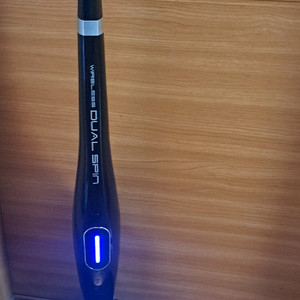 무선 휴스톰 회전물걸레 청소기 이미지