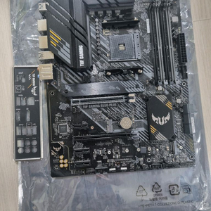 ASUS TUF B550 게이밍 메인보드 이미지